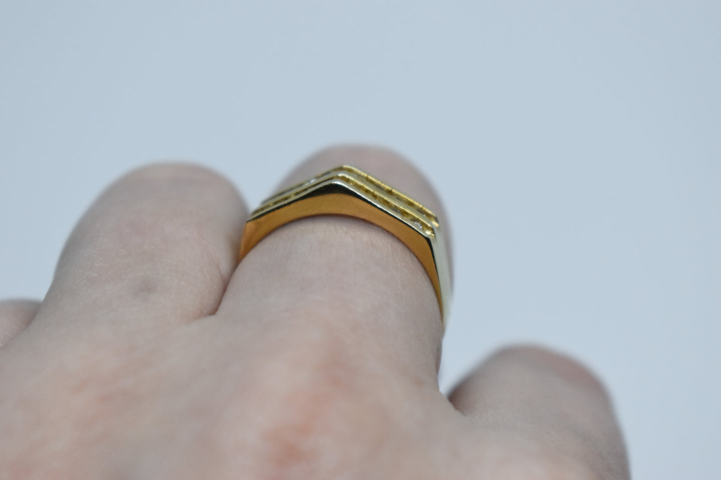 Vintage 14k Yellow Gold Diamond Men’s Band Size 10 1/2