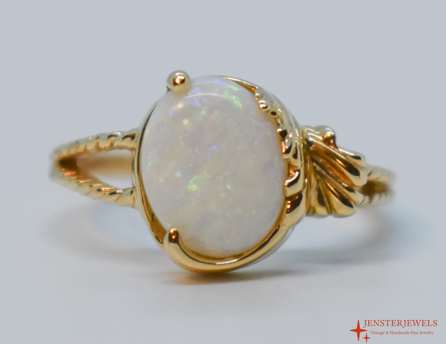 Vintage 14k Yellow Gold Opal Ring Size 6 1/2