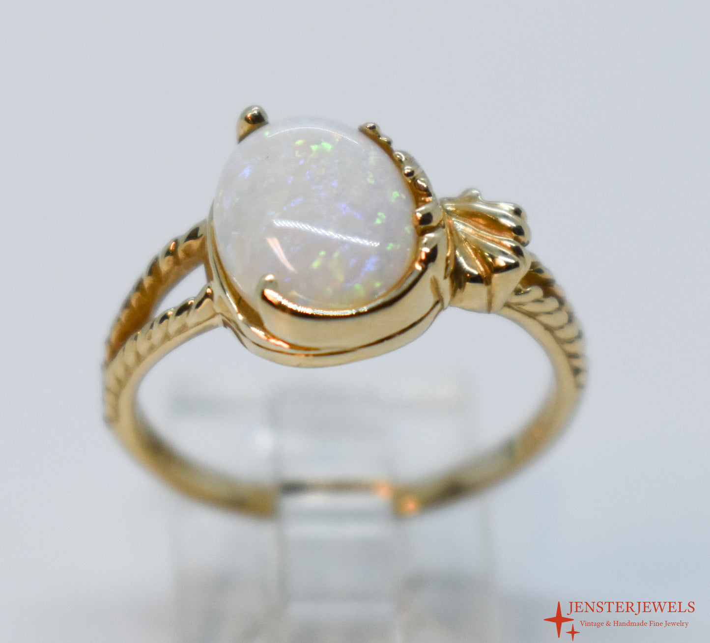 Vintage 14k Yellow Gold Opal Ring Size 6 1/2