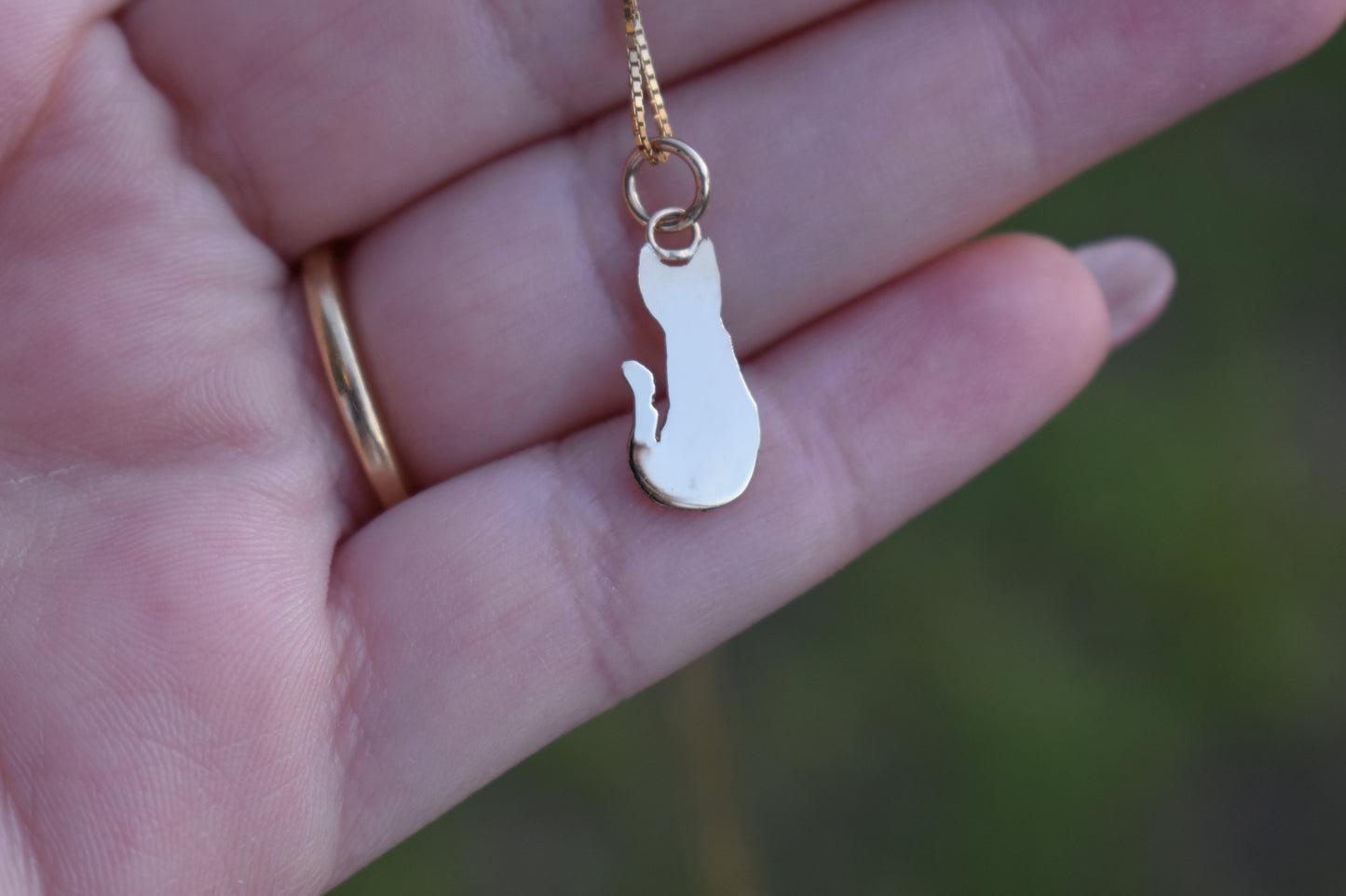 Handmade 14k Yellow Gold Cat Pendant | Jasper