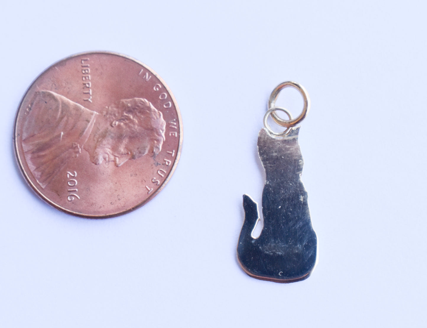 Handmade 14k Yellow Gold Cat Pendant | Momo