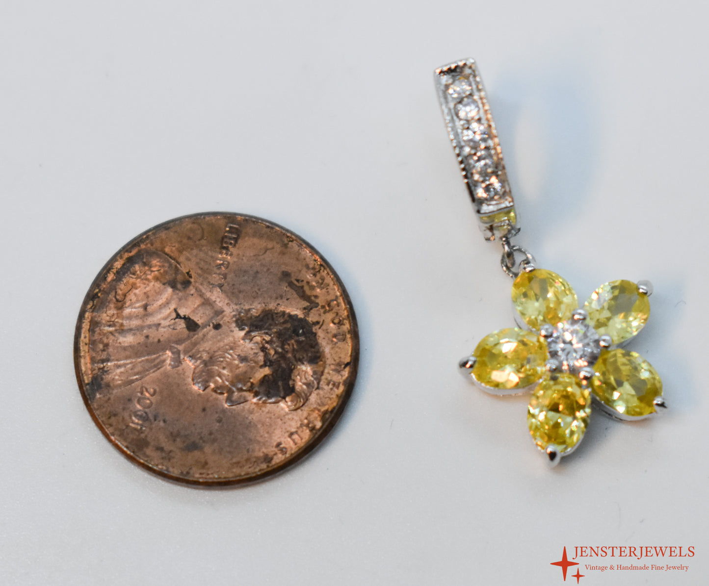Vintage Sterling Silver Yellow CZ Flower Pendant / Charm