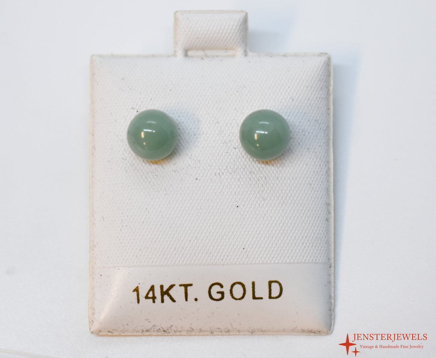 Vintage 14k Yellow Gold Green Jade Ball Stud Earrings