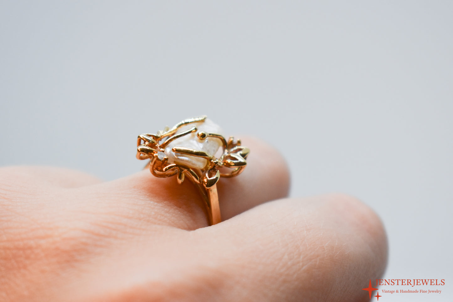 Vintage 14k Yellow Gold Baroque Saltwater Pearl & Diamond Cocktail Ring Size 6 1/2