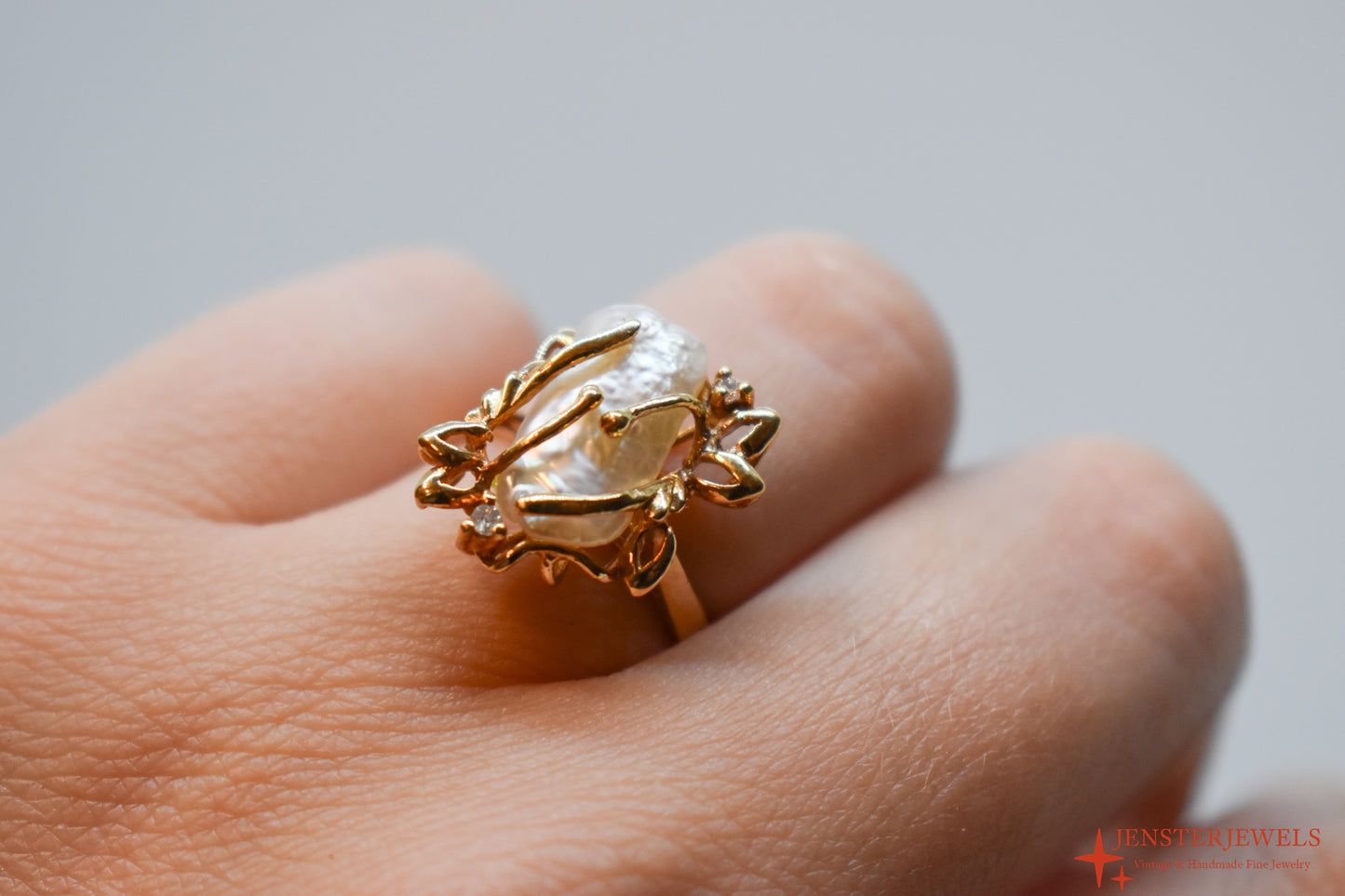 Vintage 14k Yellow Gold Baroque Saltwater Pearl & Diamond Cocktail Ring Size 6 1/2
