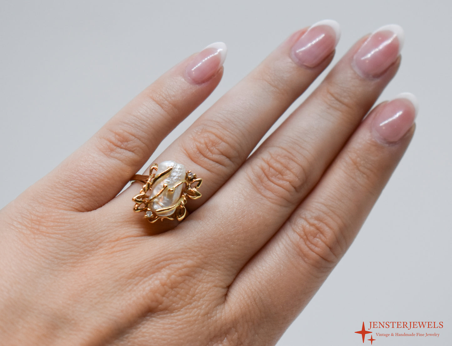 Vintage 14k Yellow Gold Baroque Saltwater Pearl & Diamond Cocktail Ring Size 6 1/2