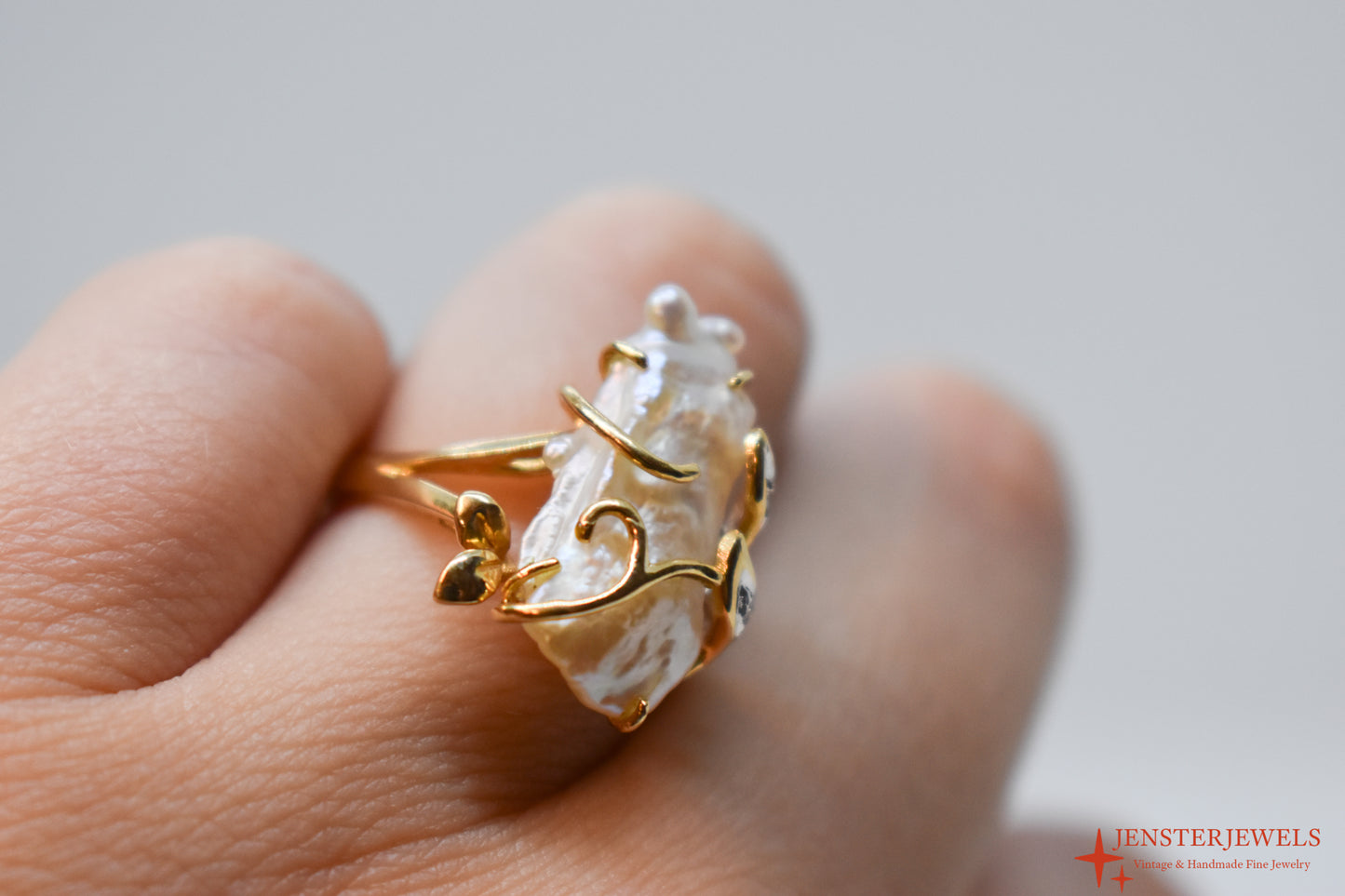 Vintage 14k Yellow Gold Baroque Saltwater Pearl & Diamond Cocktail Ring Size 6 3/4