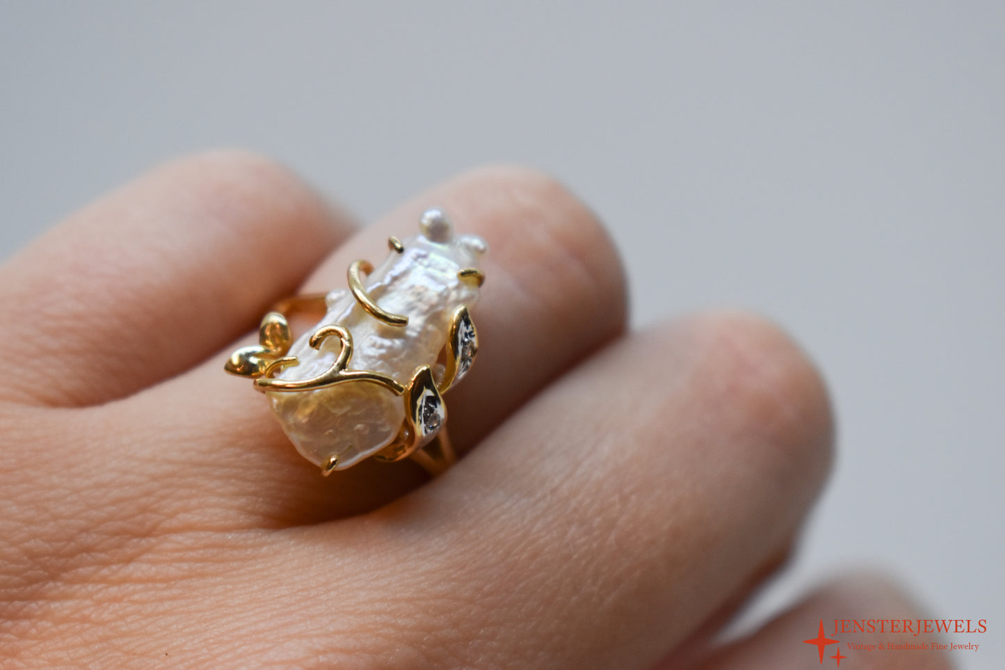 Vintage 14k Yellow Gold Baroque Saltwater Pearl & Diamond Cocktail Ring Size 6 3/4