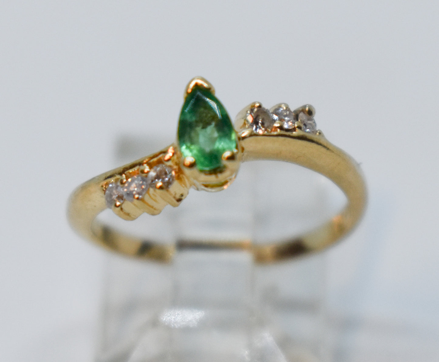 Vintage 14k Yellow Gold Emerald & Diamond Ring Size 2 3/4