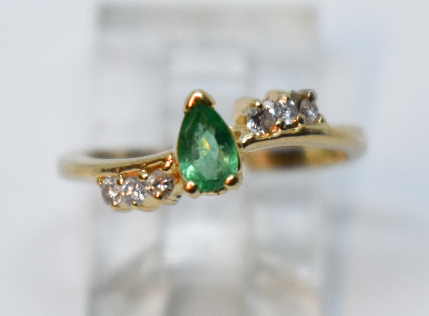 Vintage 14k Yellow Gold Emerald & Diamond Ring Size 2 3/4