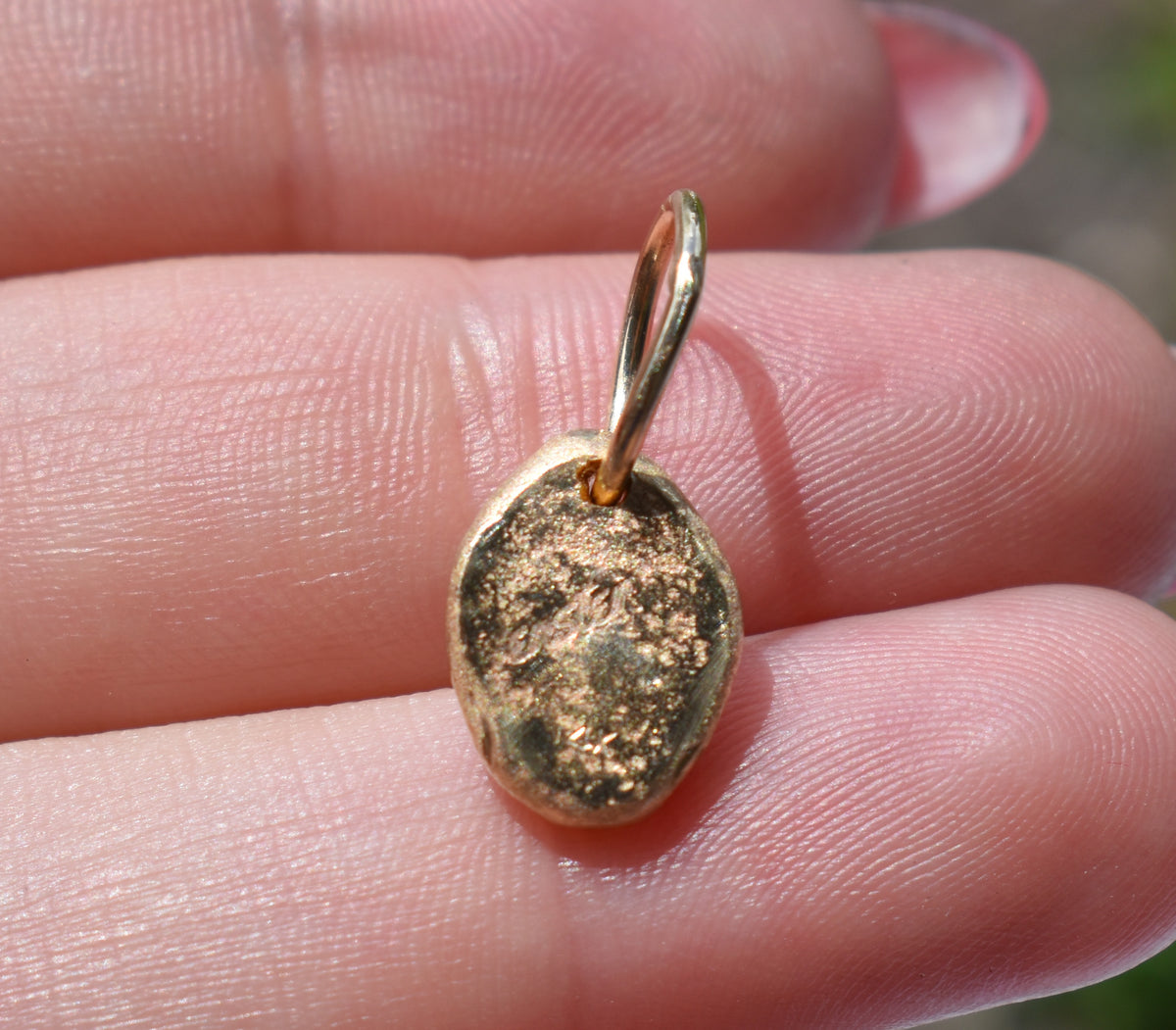 Handmade 14k Yellow Gold Organic Sapphire Pendant – JensterJewels