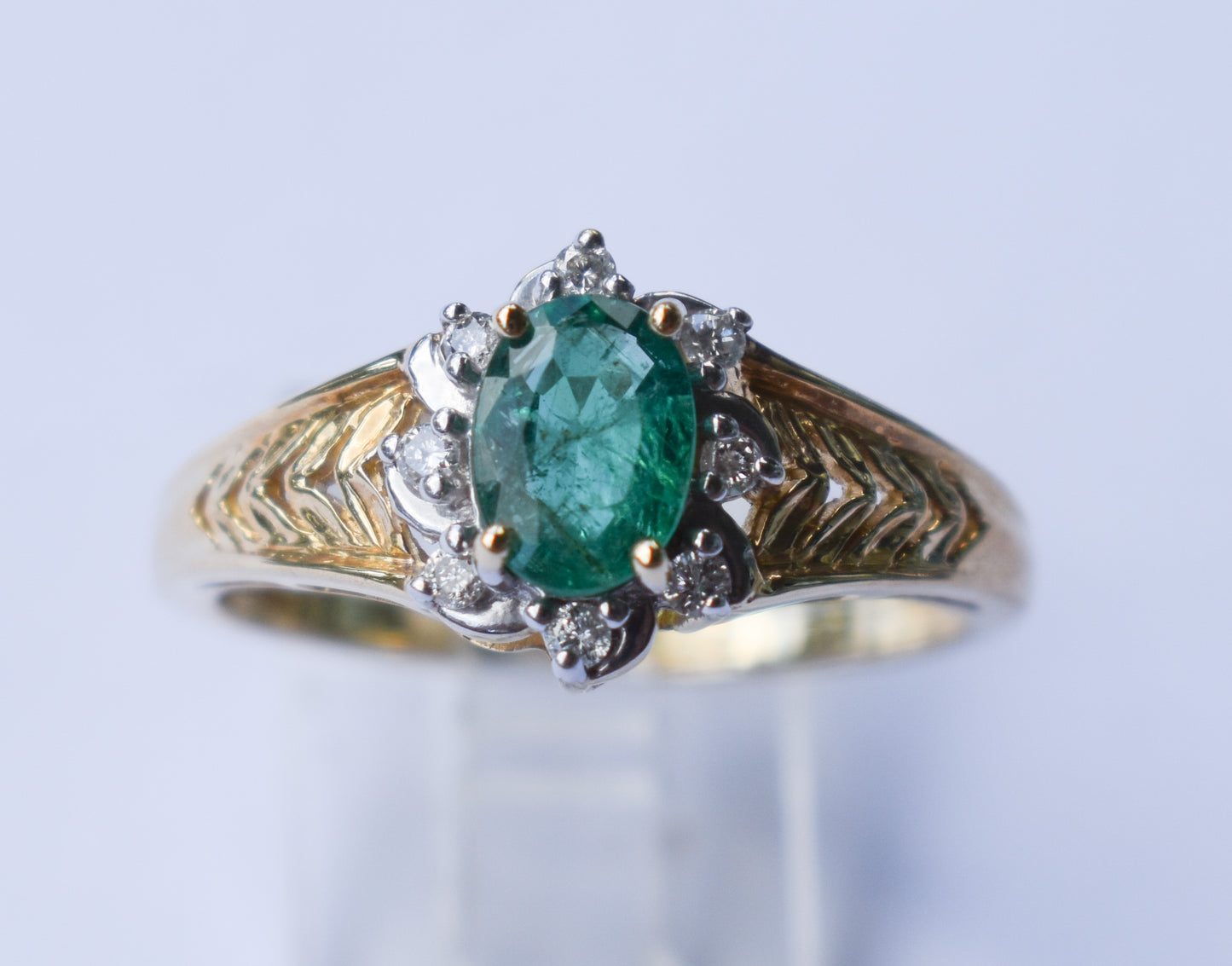 Vintage 14k Yellow Gold Emerald & Diamond Halo Ring Size 8