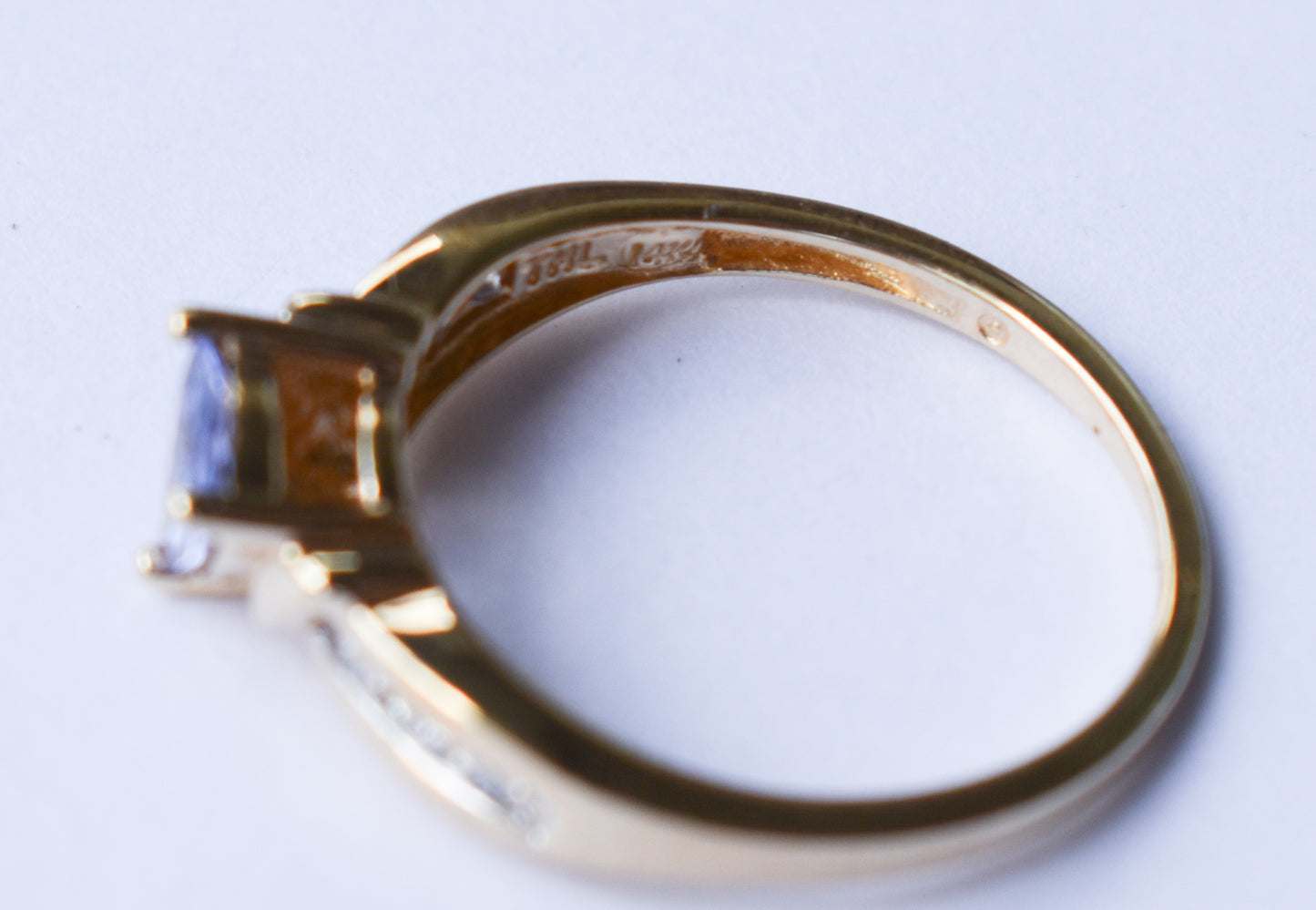 Vintage 14k Yellow Gold Tanzanite & Diamond Ring Size 6