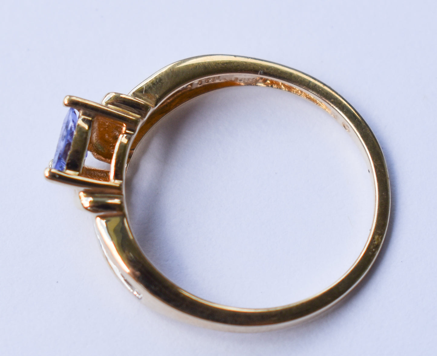 Vintage 14k Yellow Gold Tanzanite & Diamond Ring Size 6