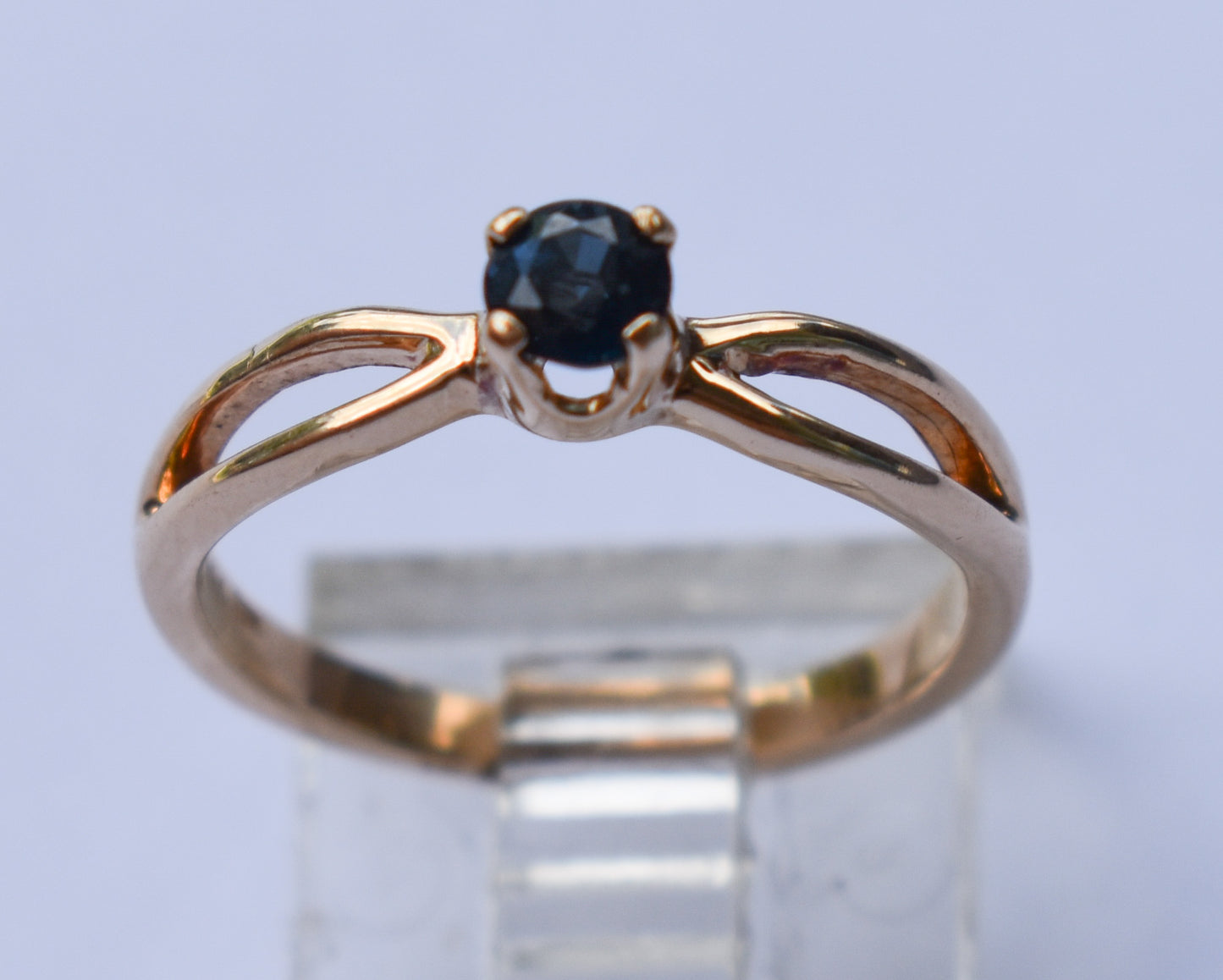 Vintage 14k Yellow Gold Solitaire Sapphire Ring Size 3 1/2