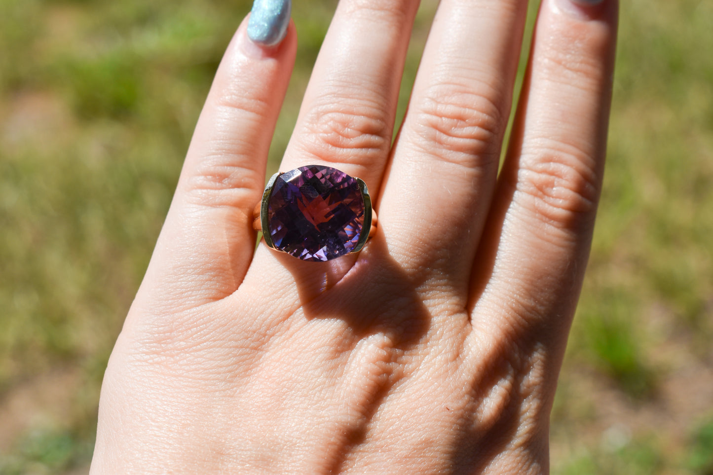 Vintage 14k Yellow Gold Large Amethyst Solitaire Cocktail Ring