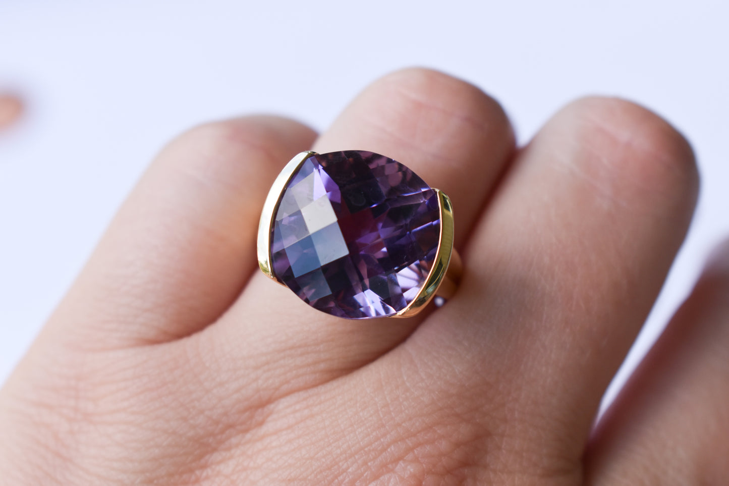Vintage 14k Yellow Gold Large Amethyst Solitaire Cocktail Ring