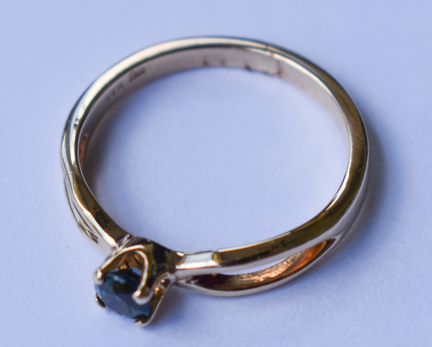 Vintage 14k Yellow Gold Solitaire Sapphire Ring Size 3 1/2
