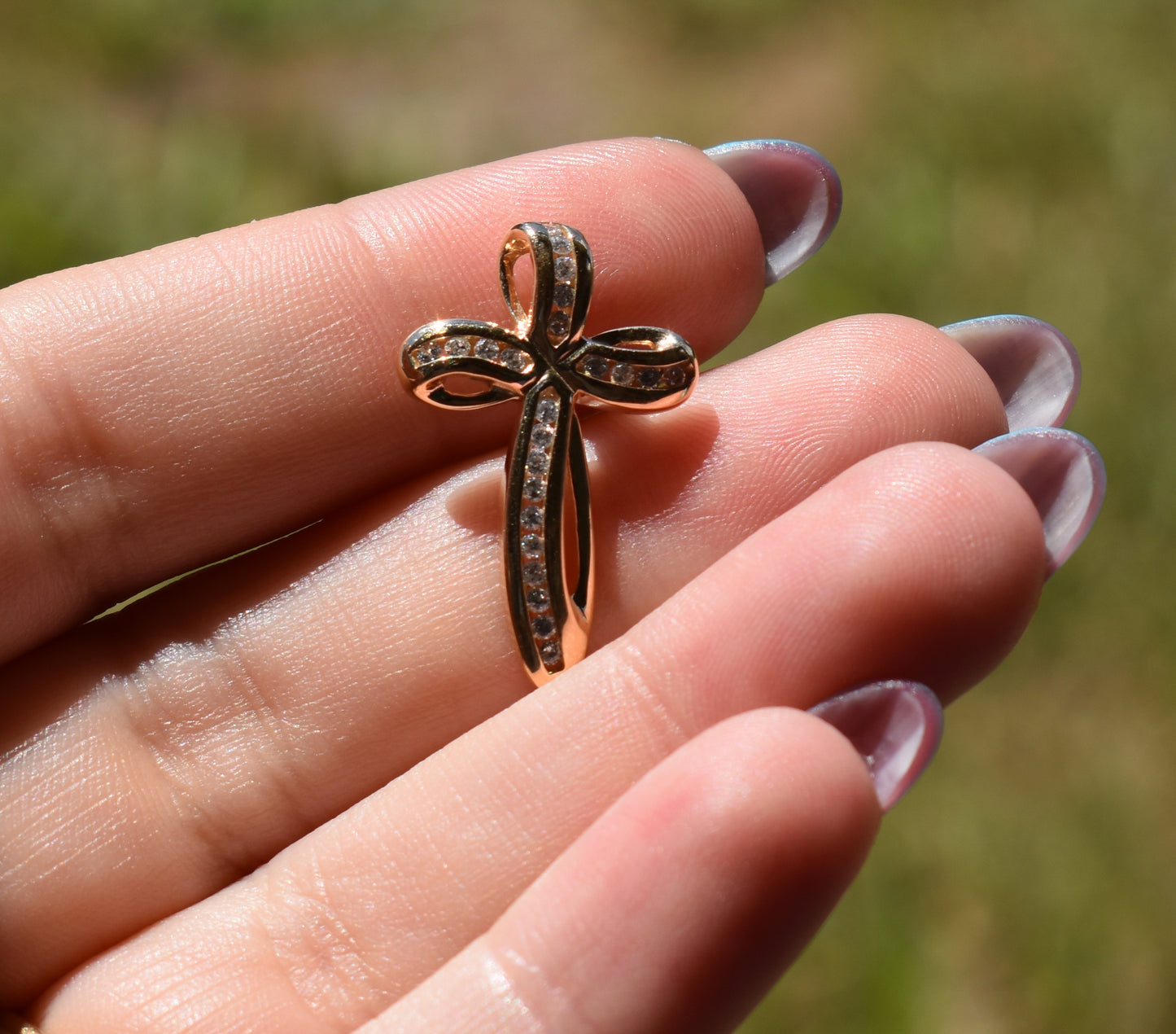 Vintage 14k Yellow Gold Diamond Twisted Ribbon Cross Pendant