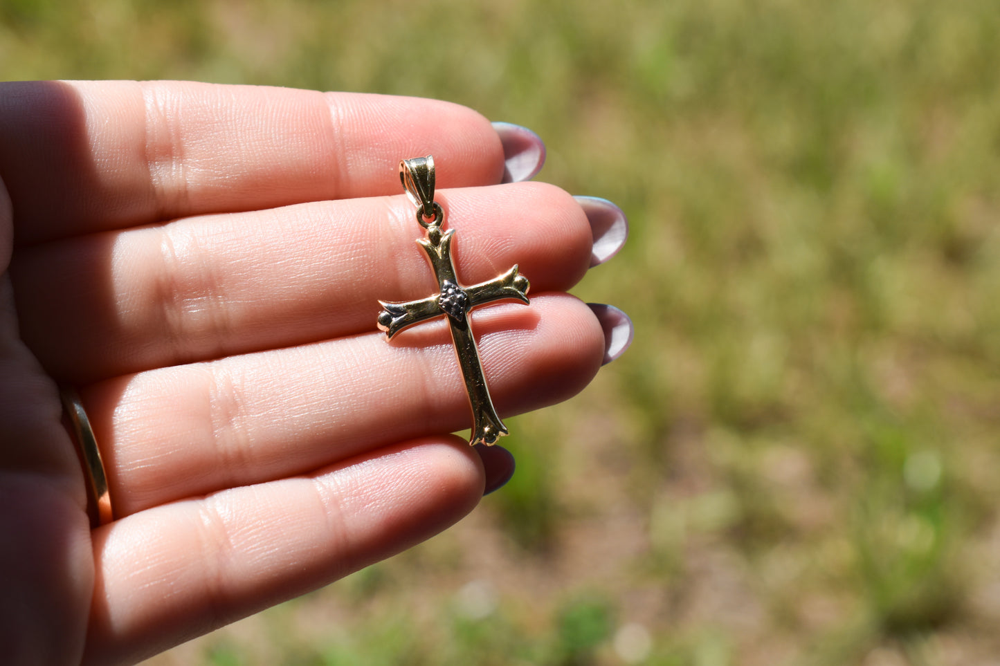Vintage 14k Yellow Gold Hollow Cross Pendant with Diamond