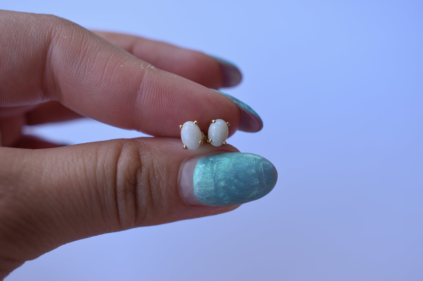 Vintage 14k Yellow Gold Oval Opal Stud Earrings