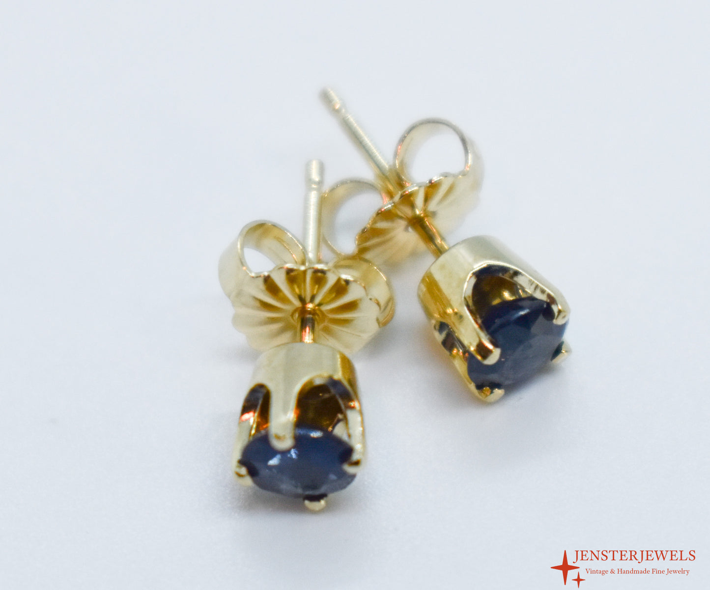 Vintage 14k Yellow Gold Dark Blue Sapphire Stud Earrings