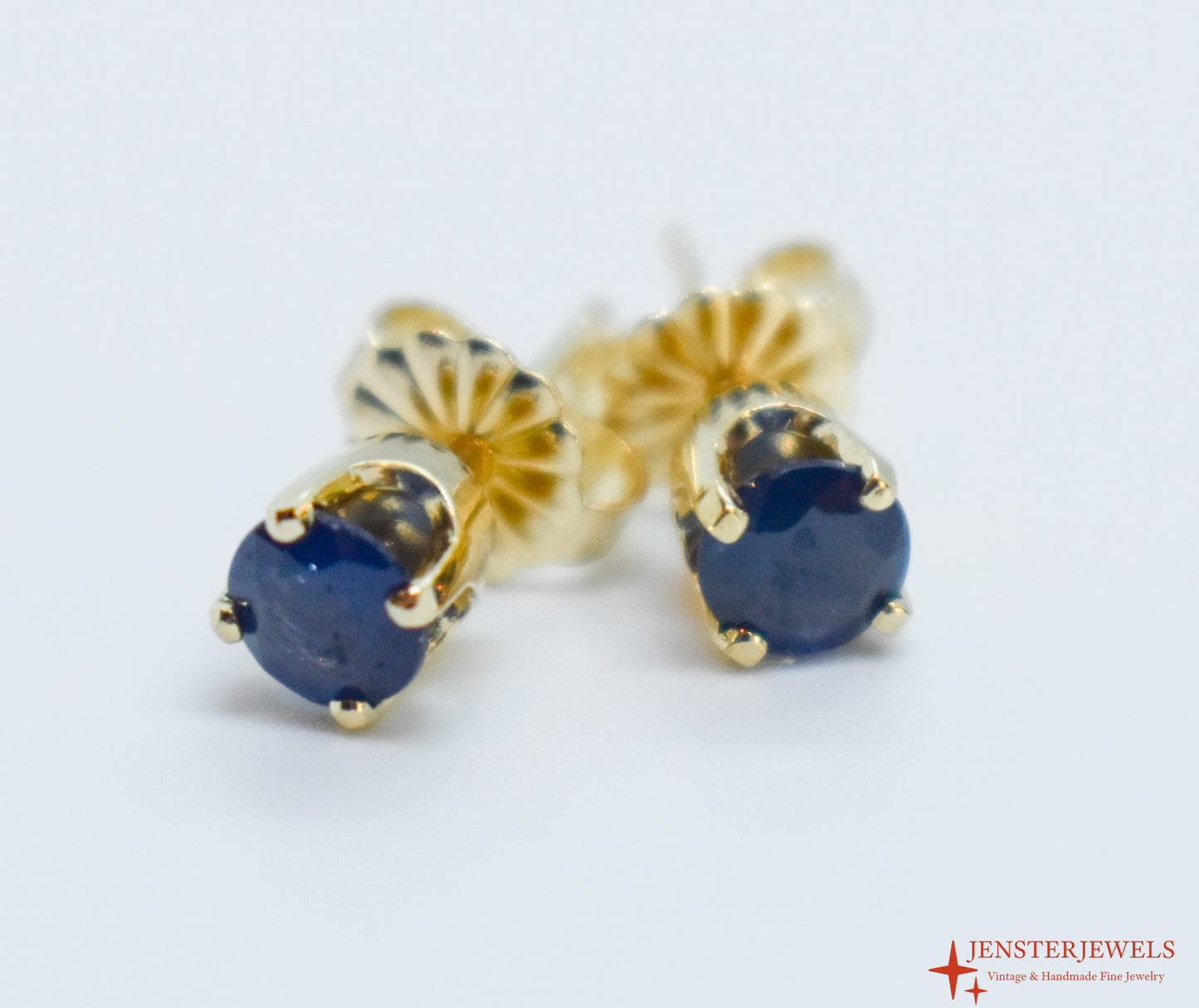 Vintage 14k Yellow Gold Dark Blue Sapphire Stud Earrings