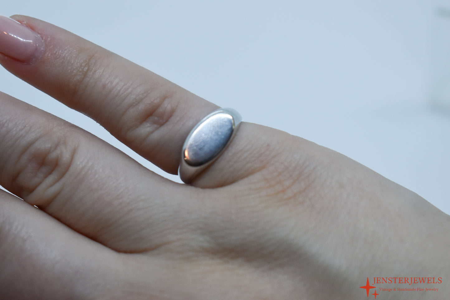 Vintage Sterling Silver Oval Signet Ring Size 4 1/4