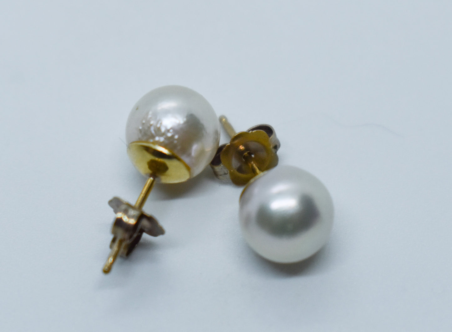 Vintage 14k Yellow Gold 7mm Pearl Stud Earrings