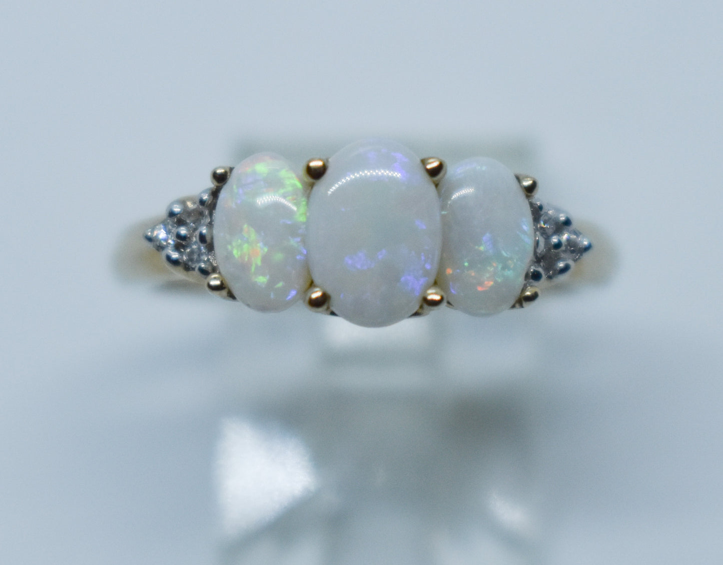 Vintage 10k Yellow Gold Opal and Diamond Ring Size 7