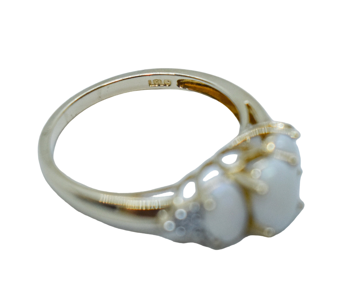 Vintage 10k Yellow Gold Opal and Diamond Ring Size 7