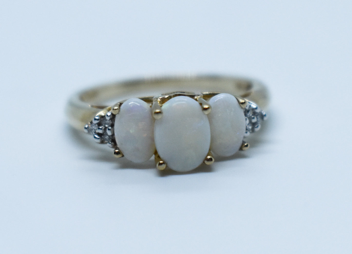 Vintage 10k Yellow Gold Opal and Diamond Ring Size 7