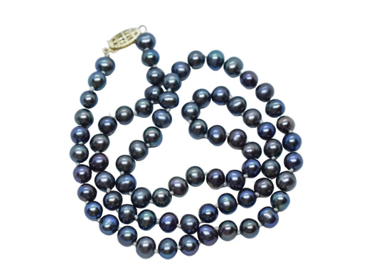 Vintage 14k Yellow Gold Black Pearl Necklace 18"