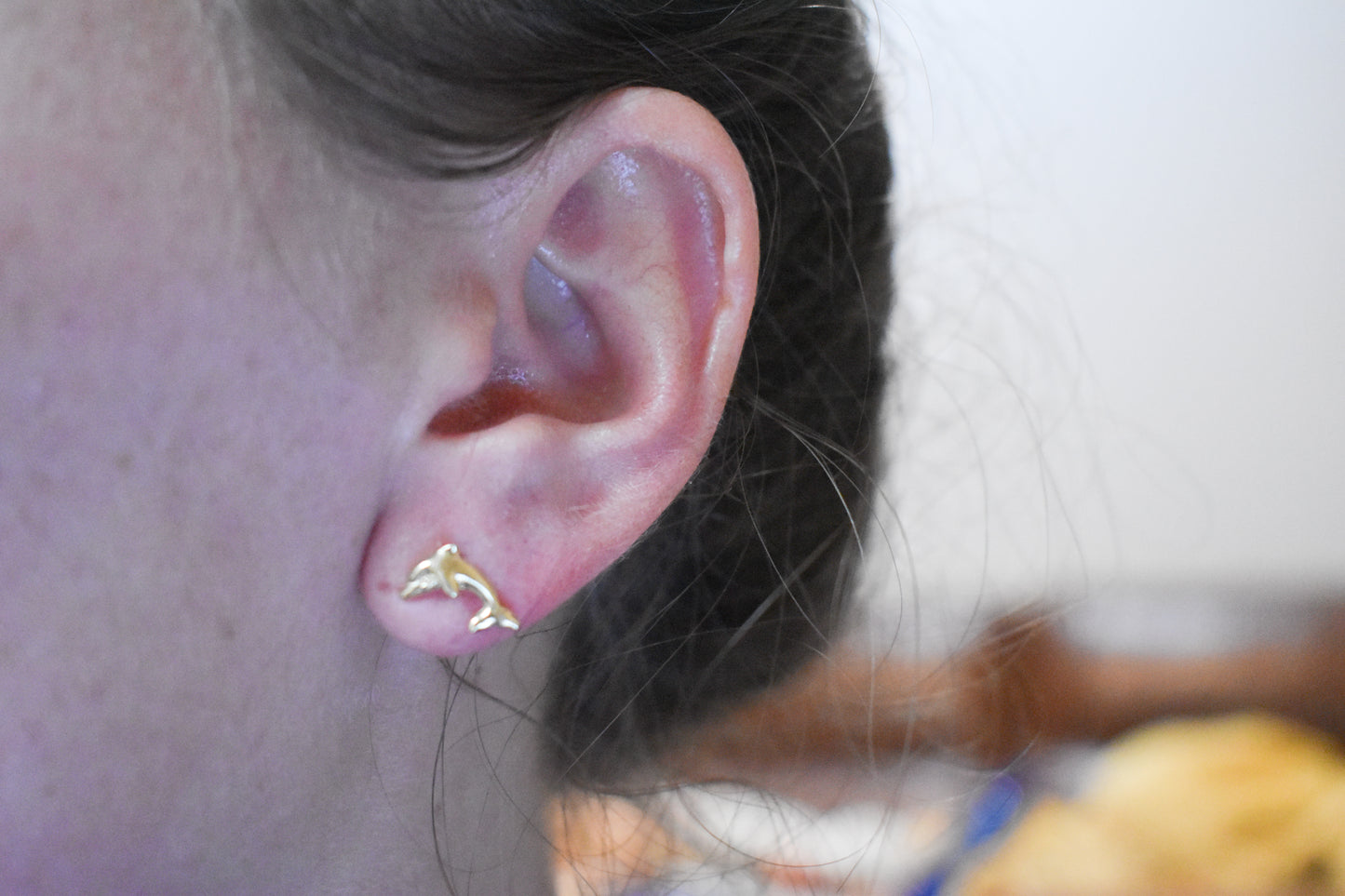 Vintage 14k Yellow Gold Dolphin Stud Earrings