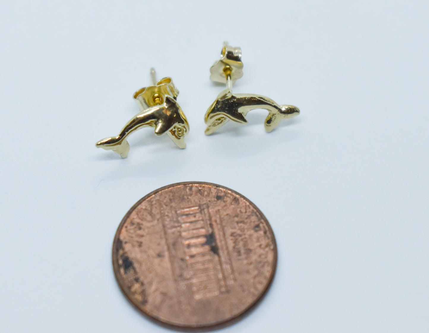 Vintage 14k Yellow Gold Dolphin Stud Earrings