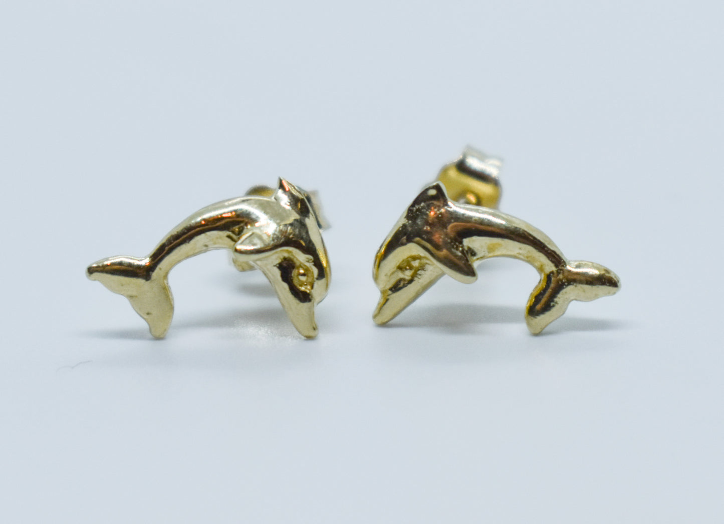 Vintage 14k Yellow Gold Dolphin Stud Earrings