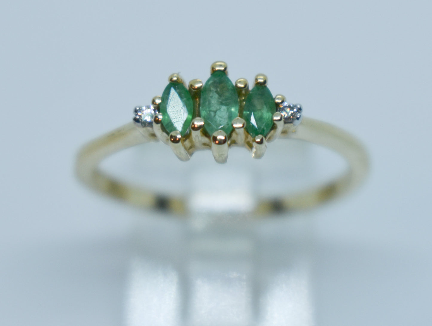 Vintage 14k Yellow Gold Emerald & Diamond Ring Size 7 3/4