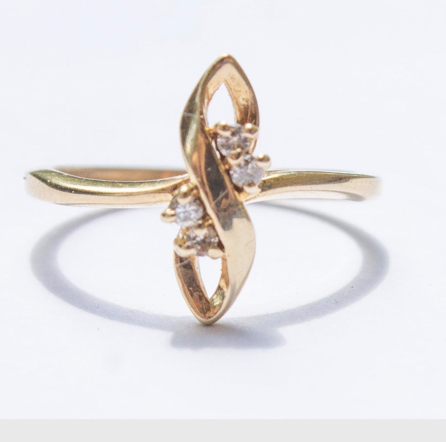 Vintage 14k Yellow Gold Natural Diamond Infinity Ring Size 5 1/4