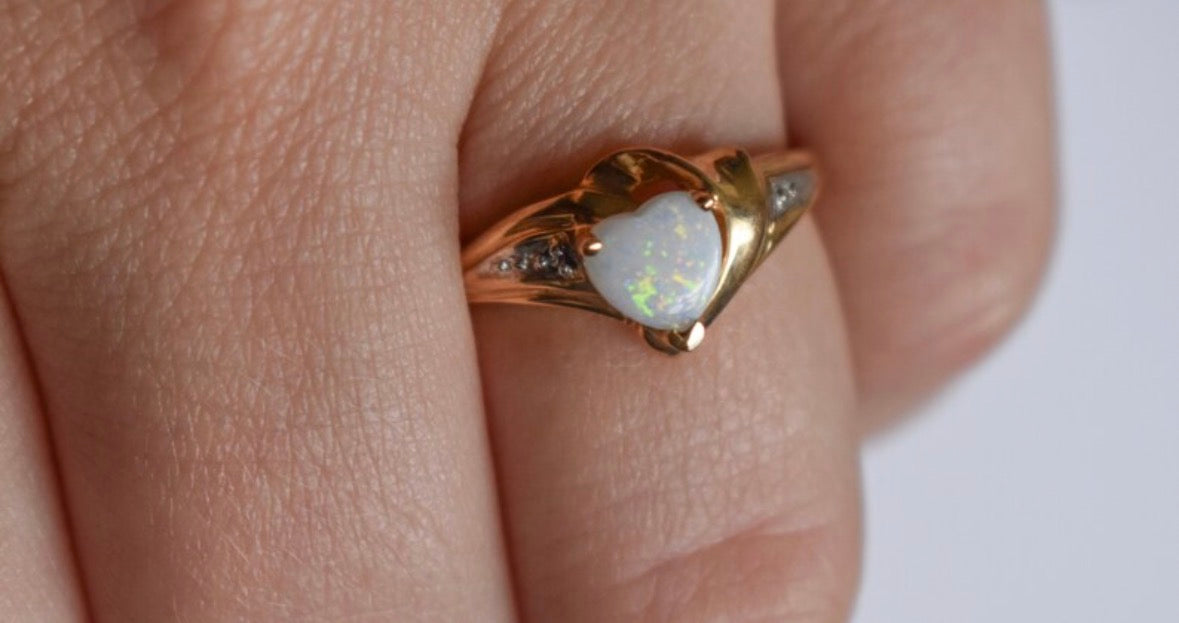 Vintage 10k Yellow Gold Heart Opal and Diamond Ring Size 7