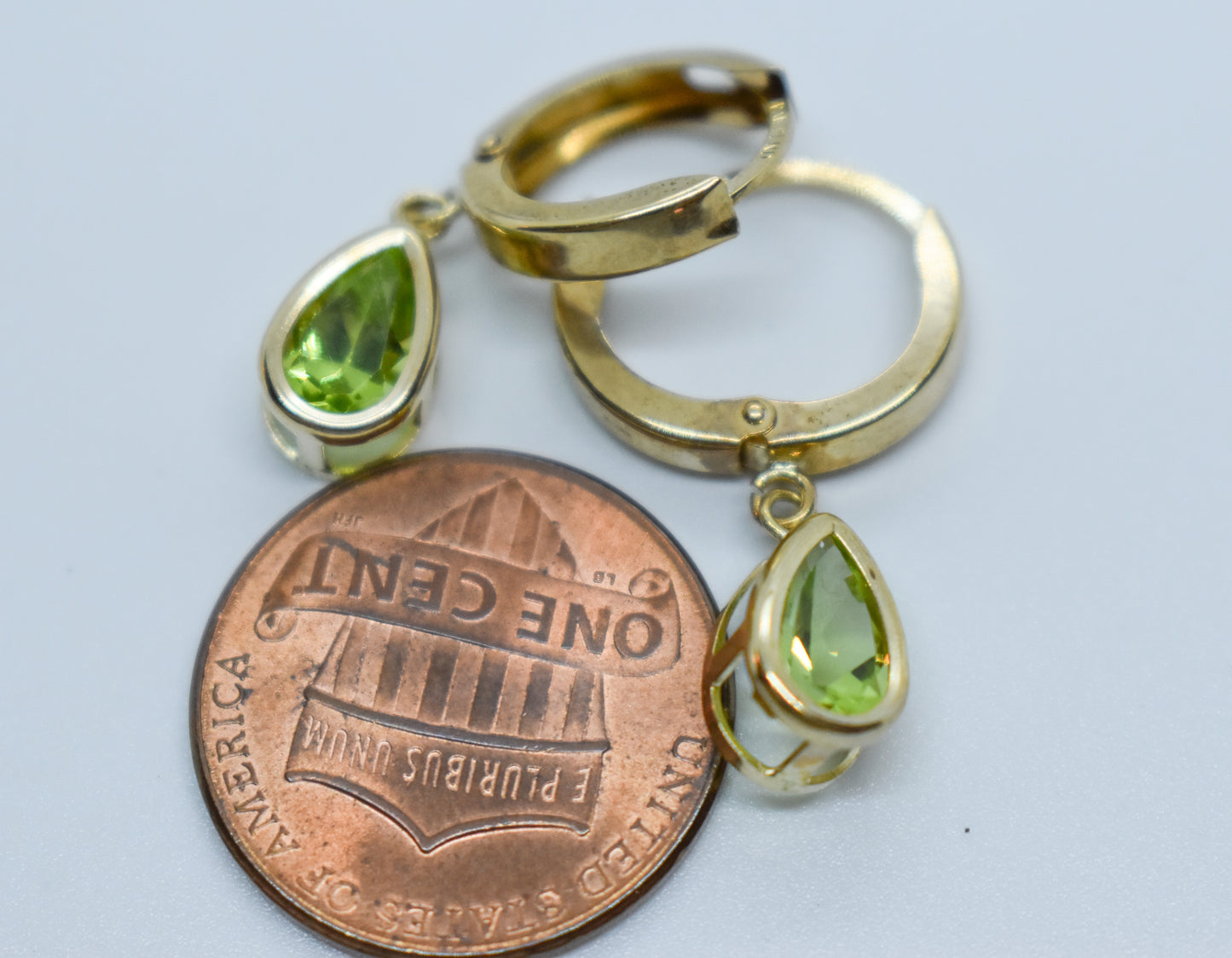 Vintage 14K Yellow Gold Peridot Huggie Hoop Earrings