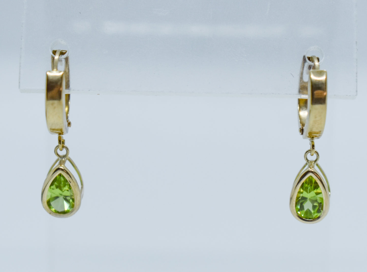 Vintage 14K Yellow Gold Peridot Huggie Hoop Earrings