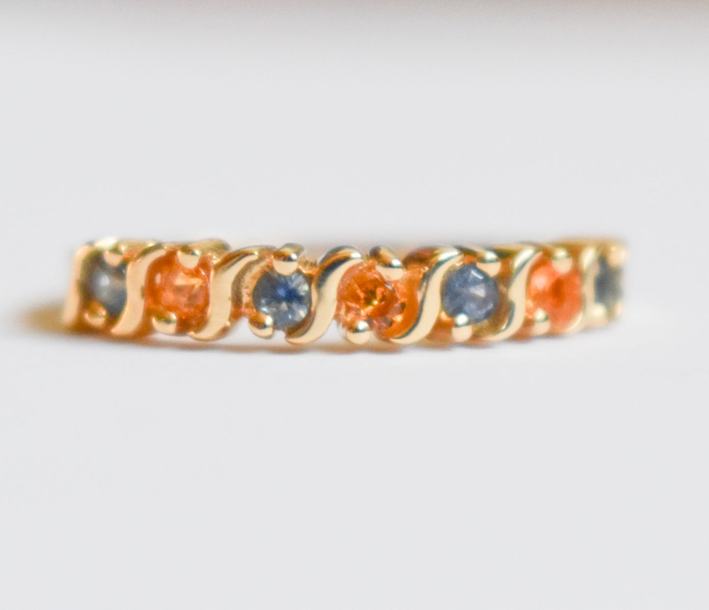 Vintage 14k Yellow Gold Michael Anthony Yellow and Blue Sapphire Band Ring 6 1/4