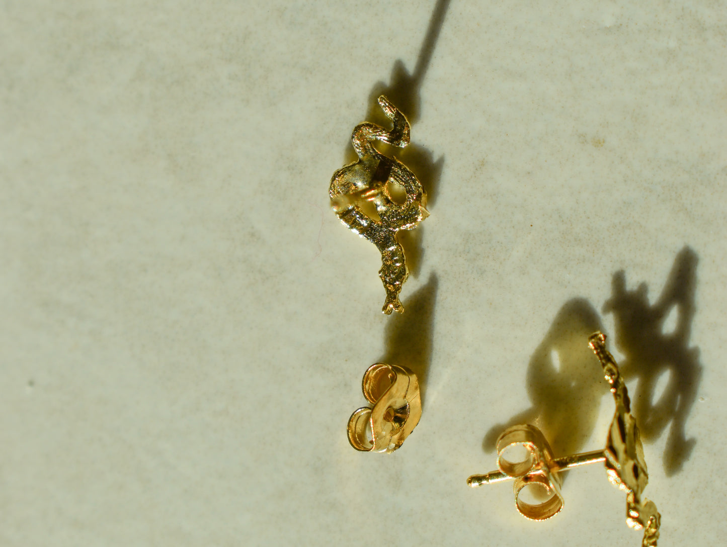 Vintage 14k Yellow Gold Light Weight Snake Stud Earrings