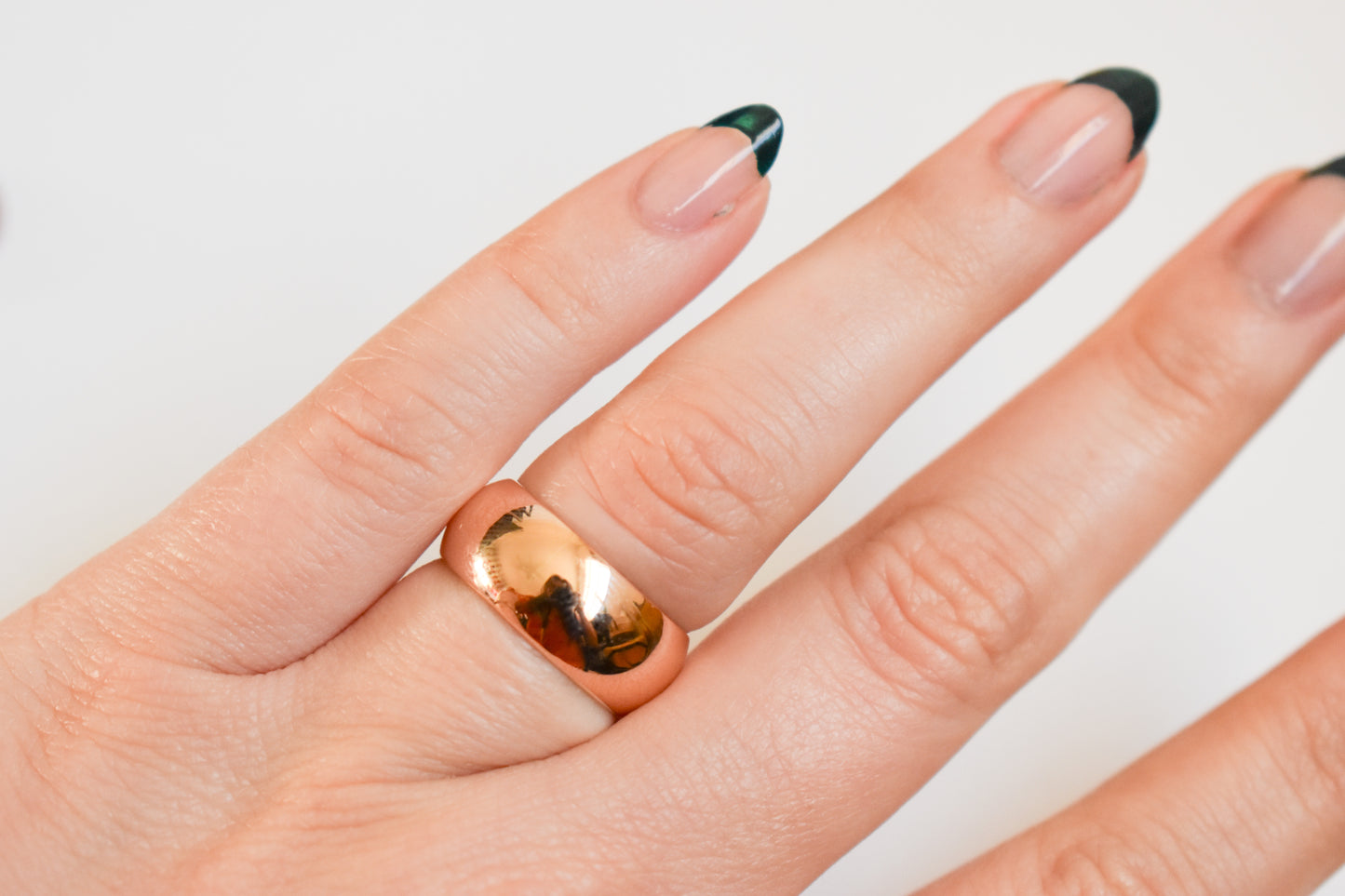 Vintage 14k Yellow Gold Cigar Band Ring Size 6