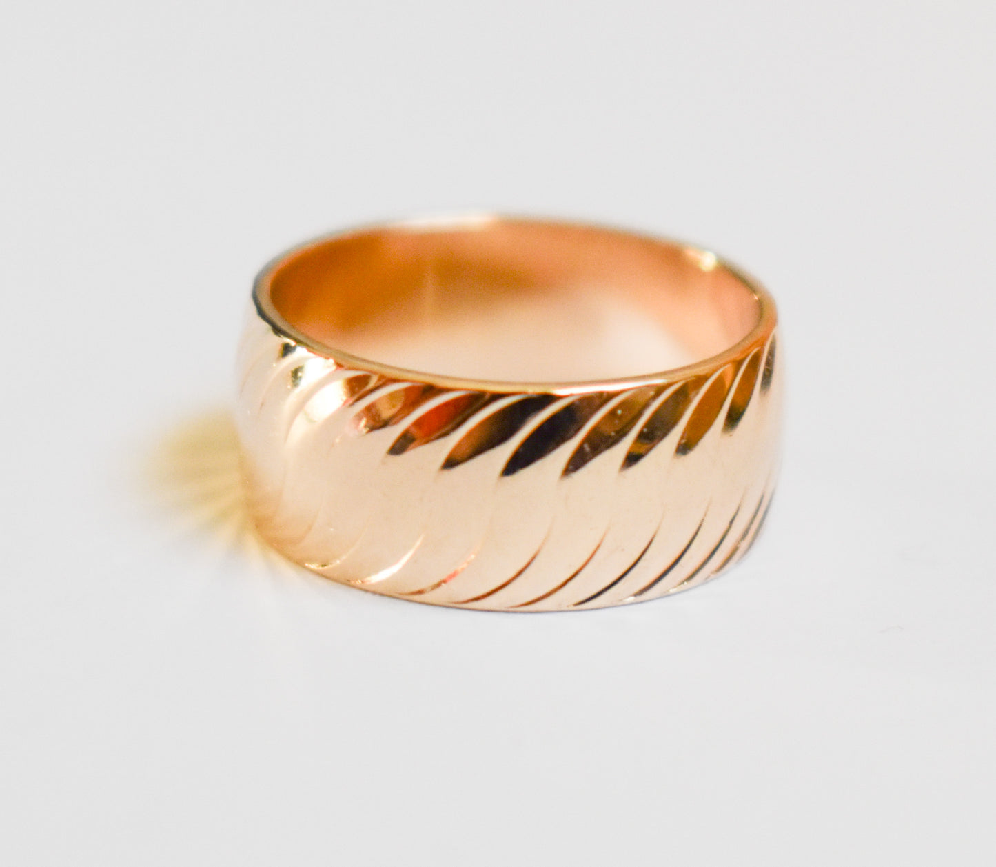 Vintage 14k Yellow Gold Fancy Band Size 5