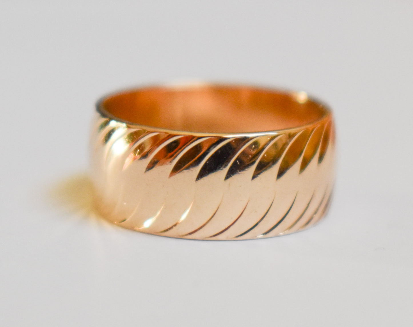 Vintage 14k Yellow Gold Fancy Band Size 5