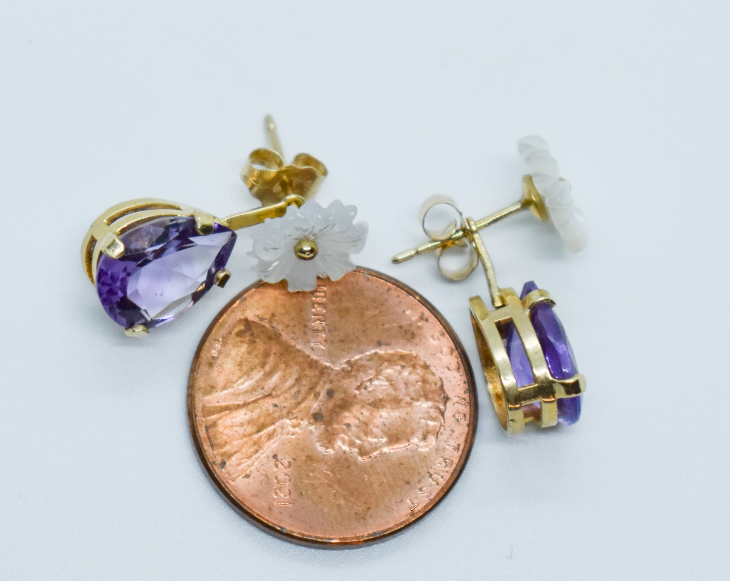 Vintage 14k Yellow Gold Amethyst and Pearl Flower Dangle Earrings