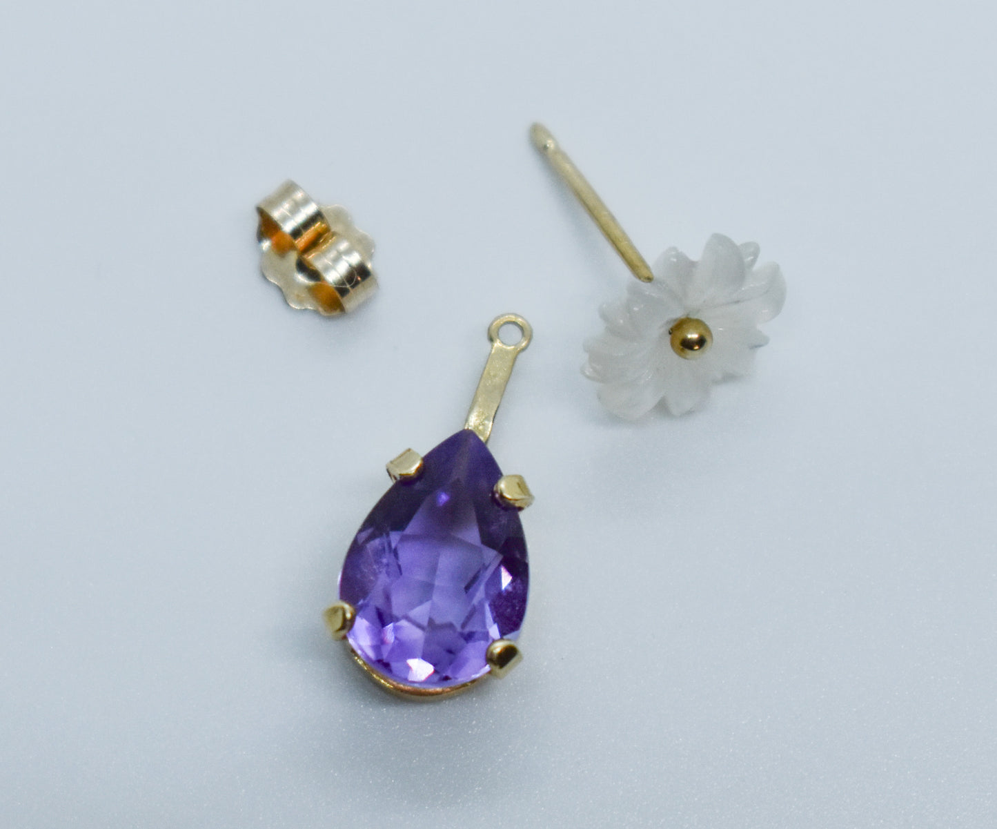 Vintage 14k Yellow Gold Amethyst and Pearl Flower Dangle Earrings