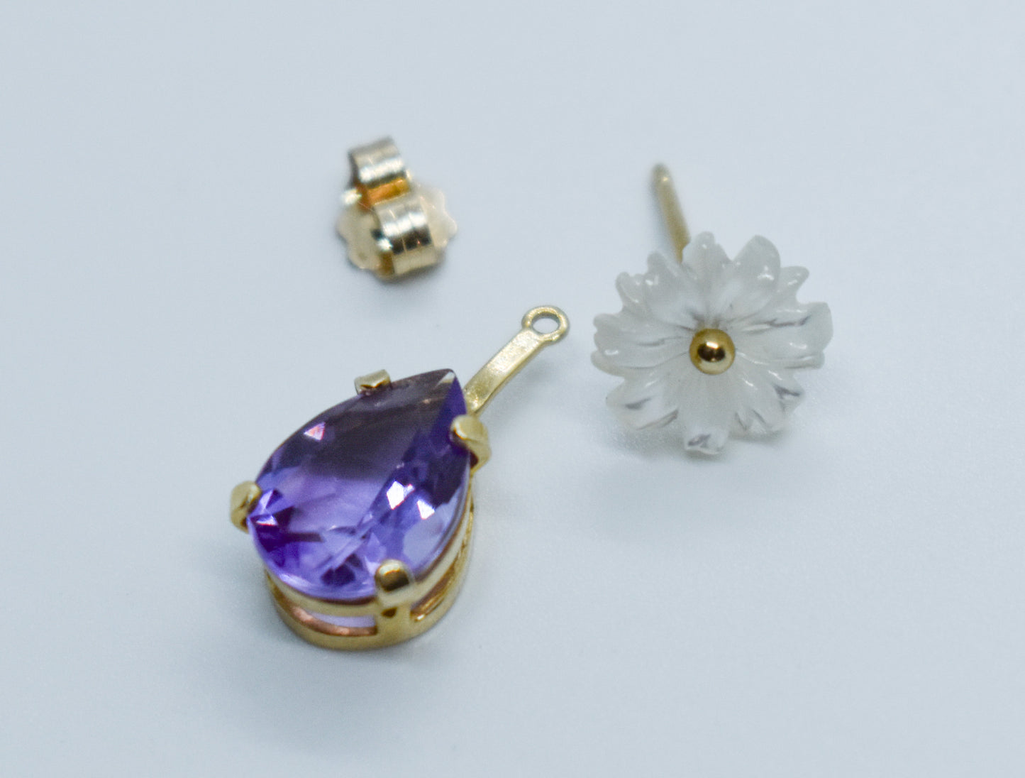 Vintage 14k Yellow Gold Amethyst and Pearl Flower Dangle Earrings