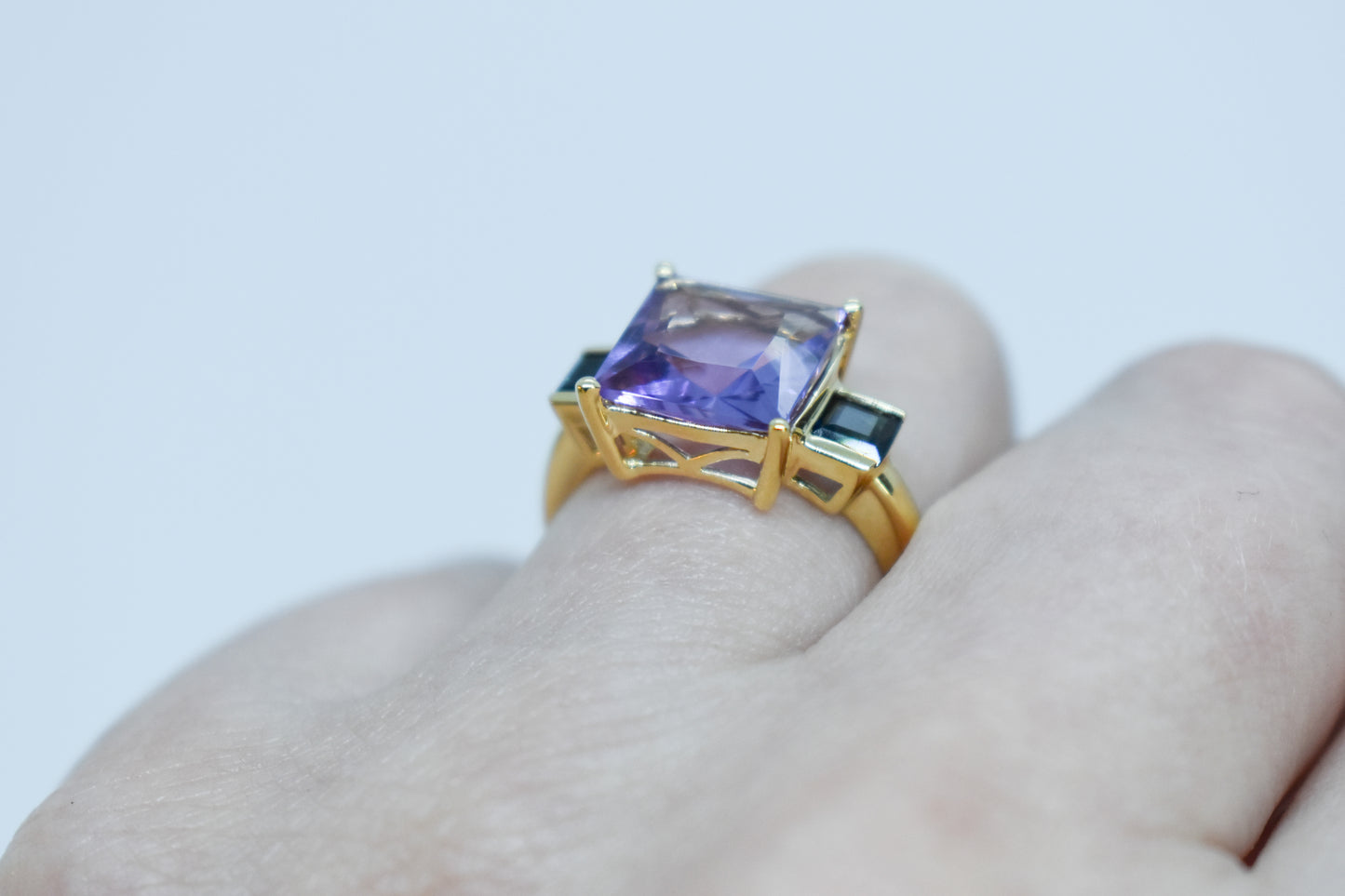 Vintage 14k Yellow Gold Amethyst and Tourmaline Ring Size 7 1/2